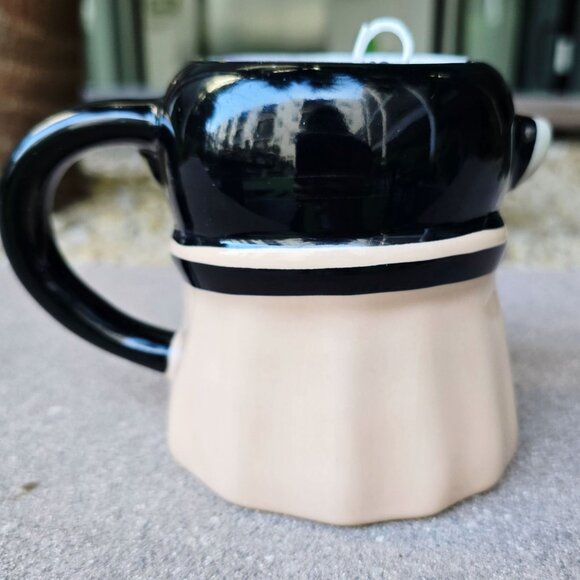 Handmade ✦ Hyde & Eek Vampire Mug Candle ✦ Coconut Brandy Chocolate Chip Soy Wax - Picture 6 of 8